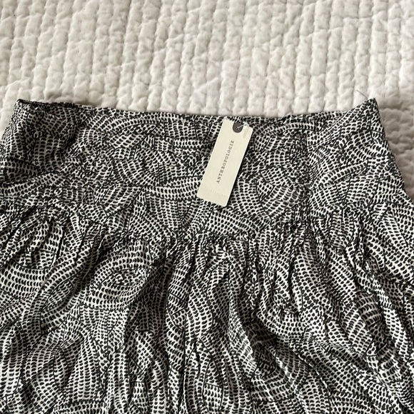 Anthropologie Skirted Wide Leg Pants Size 8 NWT Brand New with Tags - Picture 3 of 11